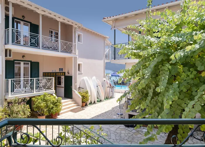 M1 招待所 尼基亚娜